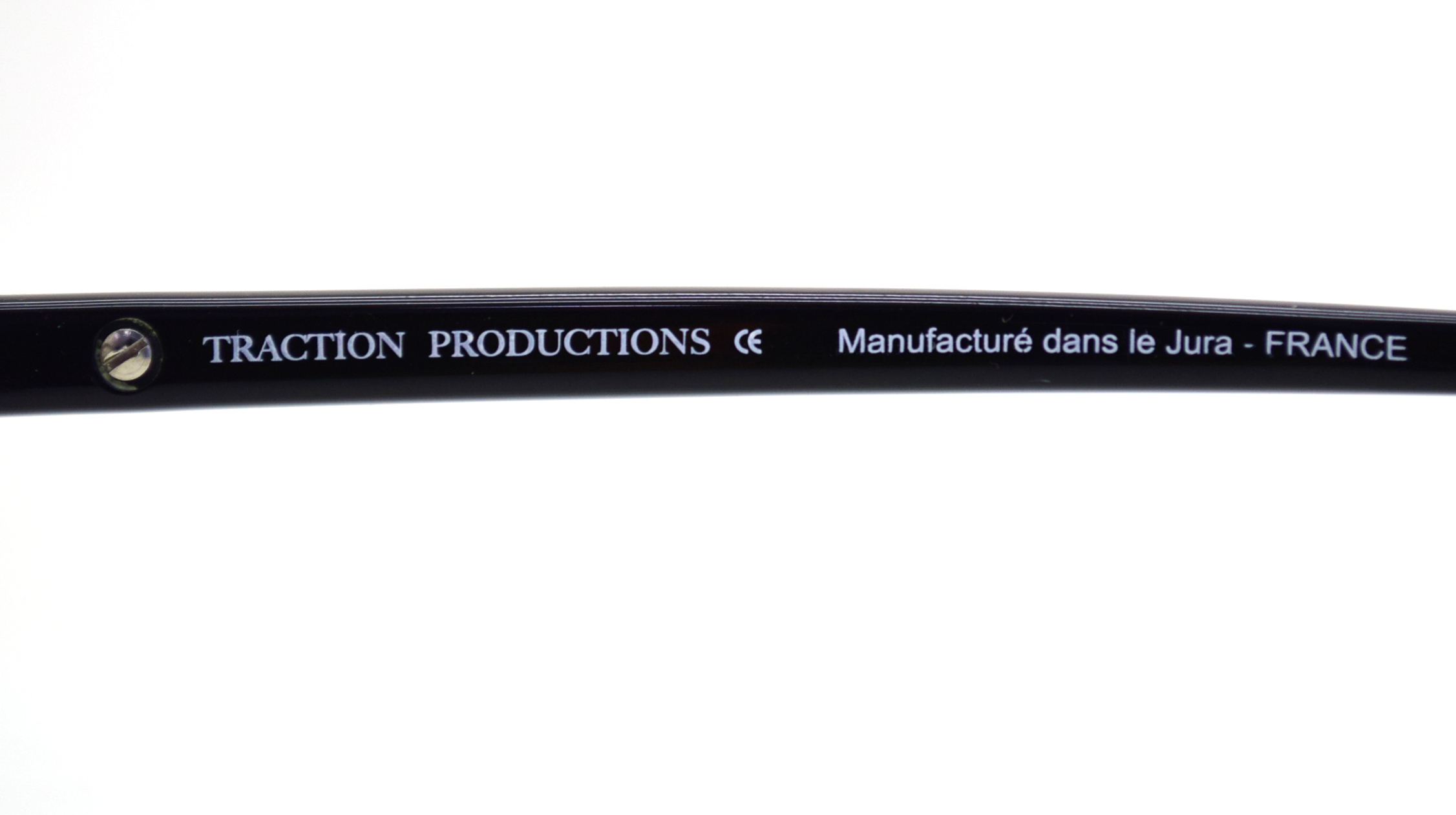 TRACTION PRODUCTIONS _ Manufacture dans le Jura 